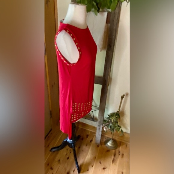 ✨Carmen Marc Valvo Studded Sleeveless Tunic✨ NWOT - Picture 2 of 8